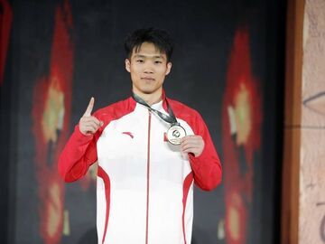 一月双冠！四川体操新秀李鸿颜闪耀国际赛场