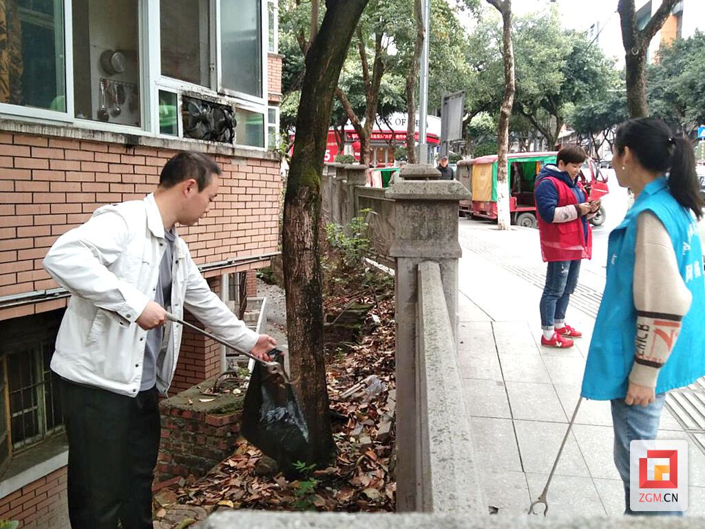 貢井區(qū)處置責(zé)任區(qū)內(nèi)發(fā)現(xiàn)的城市管理問題.jpg