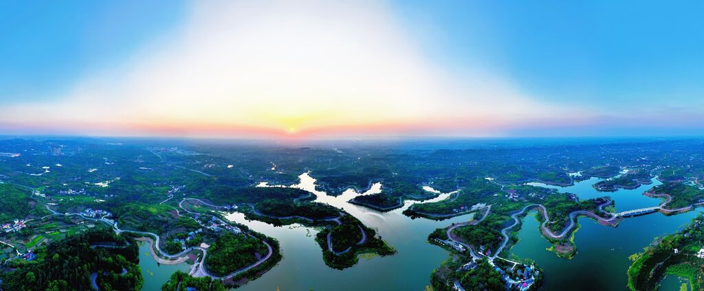 青龙湖.jpg