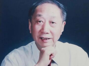 给高考作文《赤兔之死》满分的何永康教授逝世，享年84岁