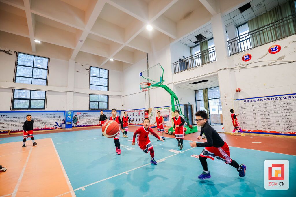 模拟对抗 记者 宋姿熠 摄.jpg