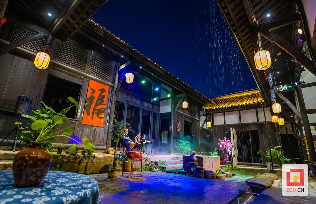 8昔日盐场审判堂，如今变身氛围感十足的音乐茶院 记者 叶卫东 摄.jpg