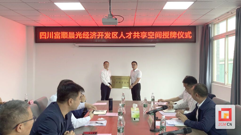 下载图片 (55).jpg