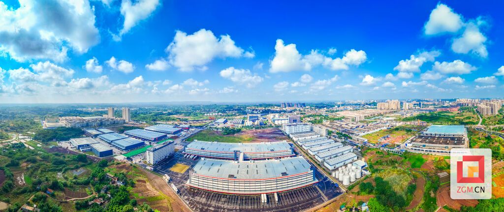 圆通速递四川(自贡)智创园规整布局,与川南大地完美融合 记者 宋姿熠 摄,.jpg