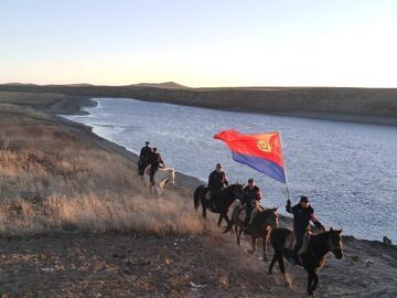 四川阿坝37岁民警抓捕逃犯中弹牺牲 父亲：他没有给人民警察丢脸