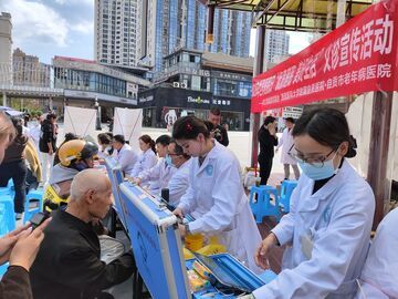 世界睡眠日：多学科专家“摆摊”义诊 助力市民“睡个好觉”