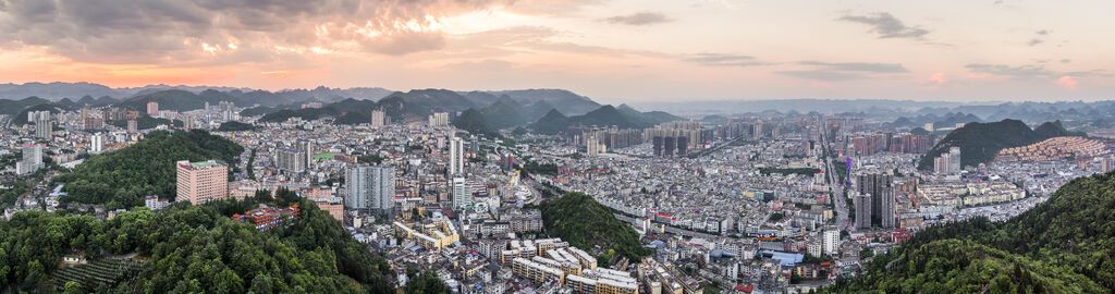 兴义市城市新貌。兴义市融媒体中心记者 张霆 摄