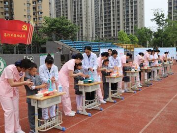 富顺县“守护健康·从手做起”世界手卫生日系列活动走进校园