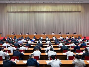 王晓晖在全省进一步深化国资国企改革工作推进会议上强调：坚定不移深化国资国企改革，为四川高质量发展和现代化建设提供有力支撑