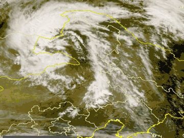 明起我国全面进入汛期，南方新一轮大范围强降雨已预定