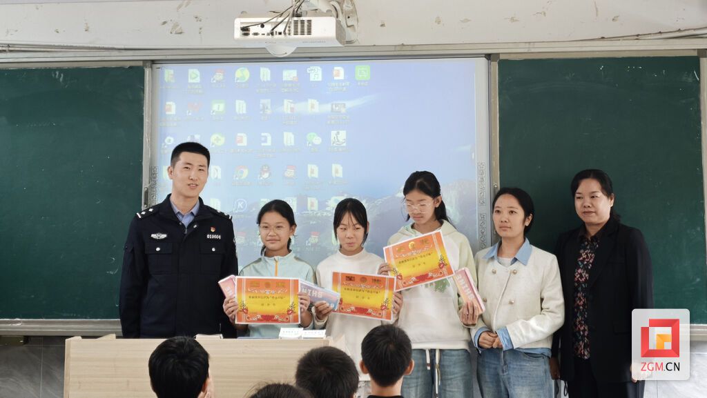 eab1d6ca9102d72be3c39152ee6e4e96.jpg