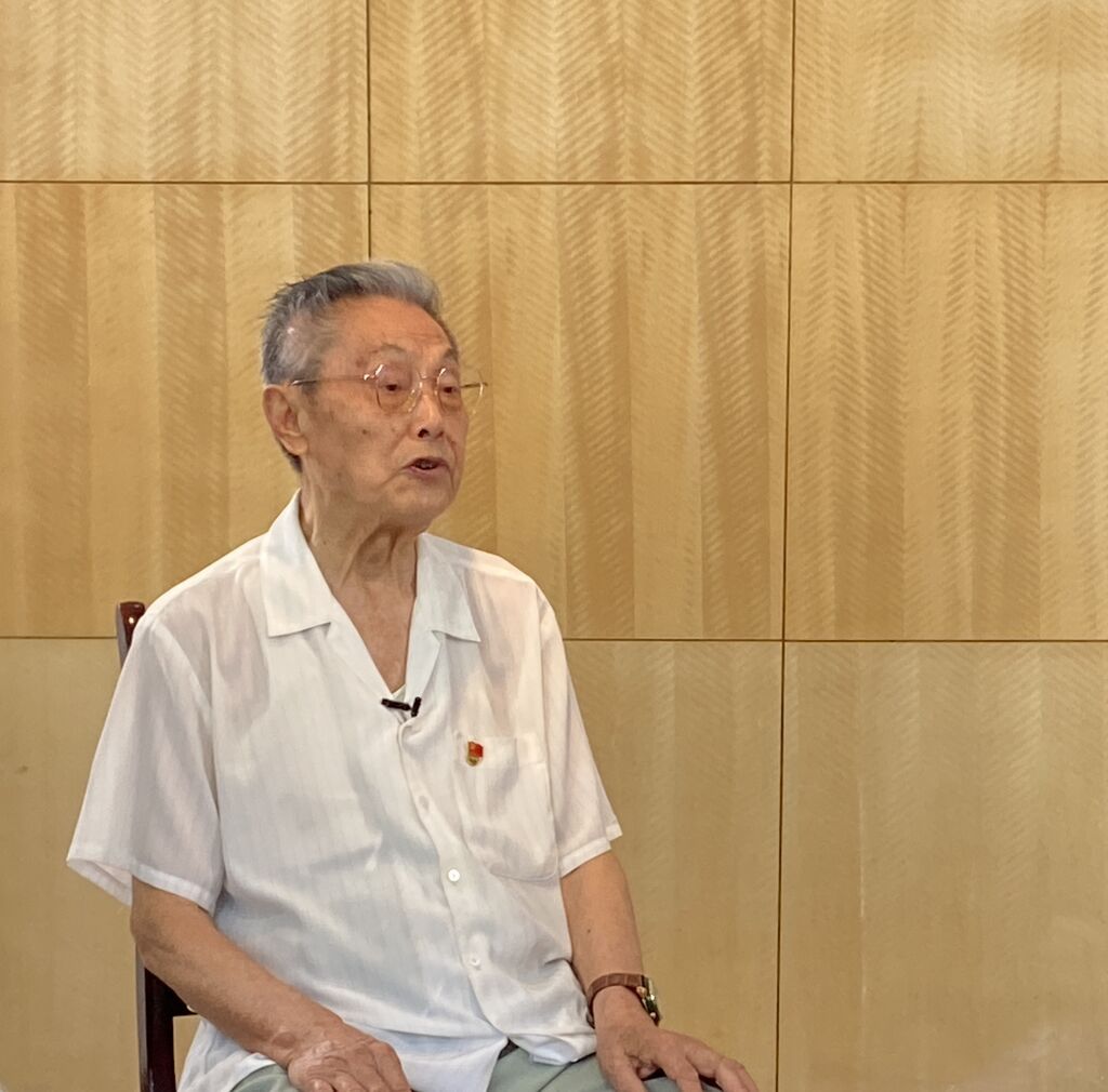 楊俊生接受專訪