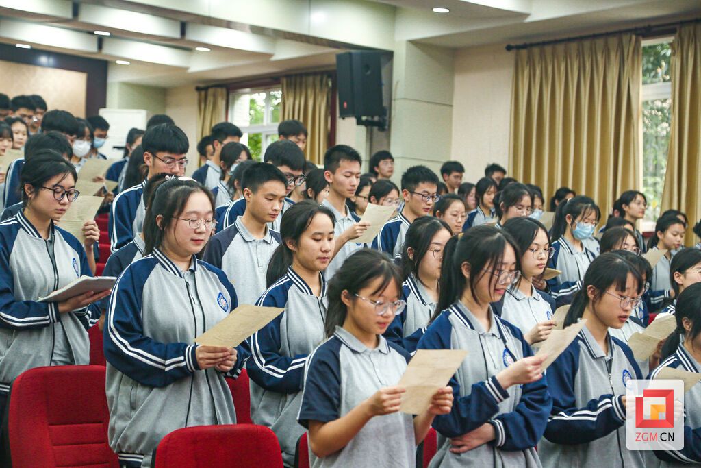 齊頌《請黨放心-強國有我》.jpg