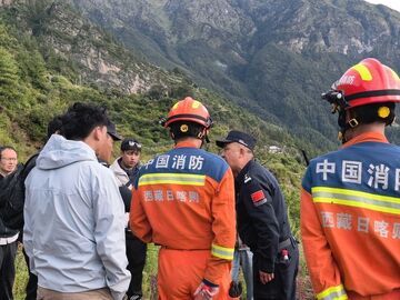 19人搜救突击队如何挺进吉隆泥石流灾害核心区