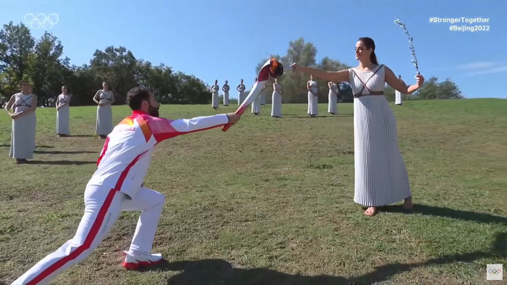 ▲希腊高山滑雪运动员扬尼斯·安东尼乌（左）。