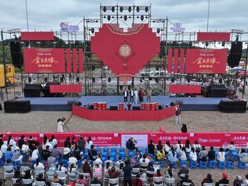赤城湖畔，蓬溪“奔县游”甜味足丨奔赴四川宝藏小县