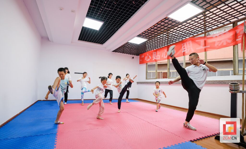 跆拳道學(xué)習(xí)（新就業(yè)形態(tài)職工子女托管服務(wù)公益項目）.jpg