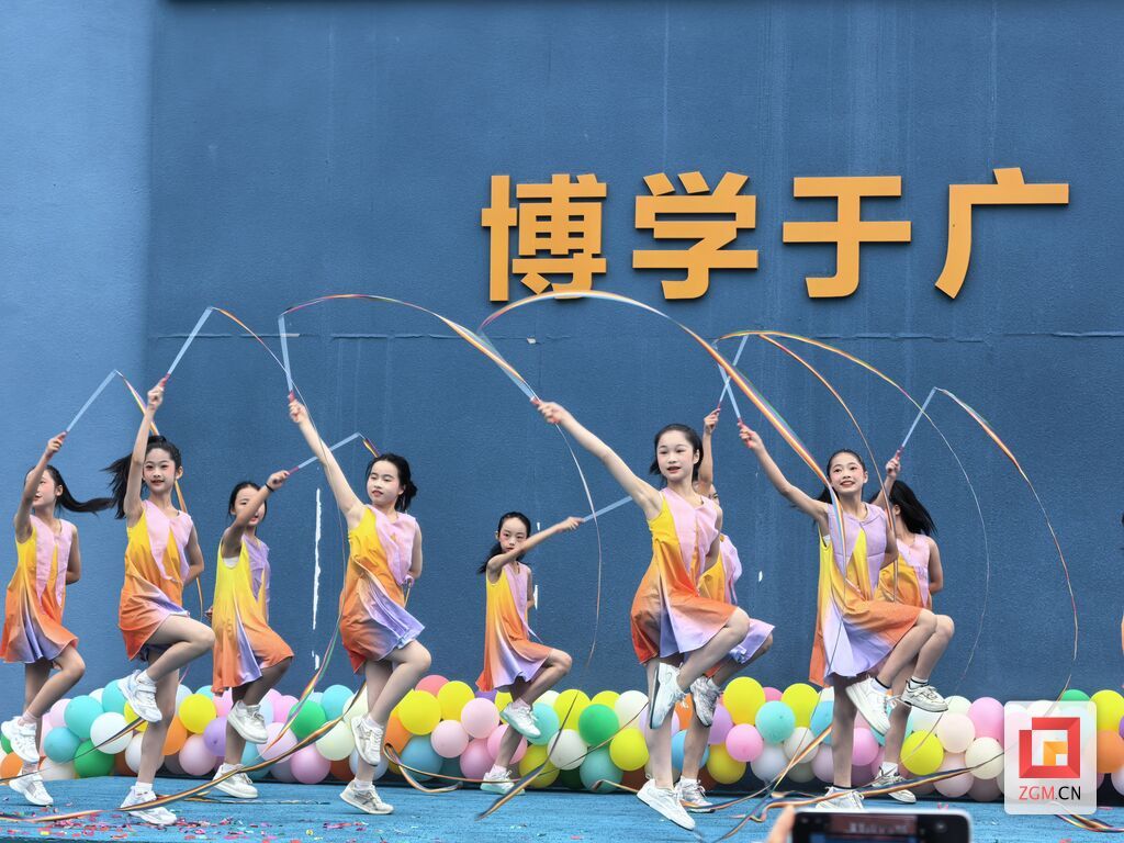 舞蹈表演.jpg