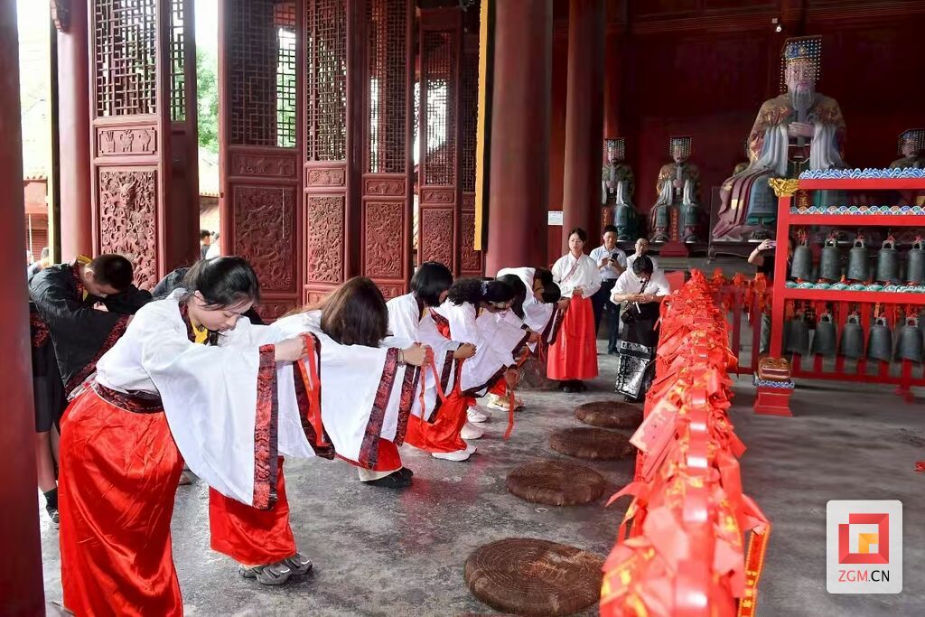 富顺文庙研学.jpg