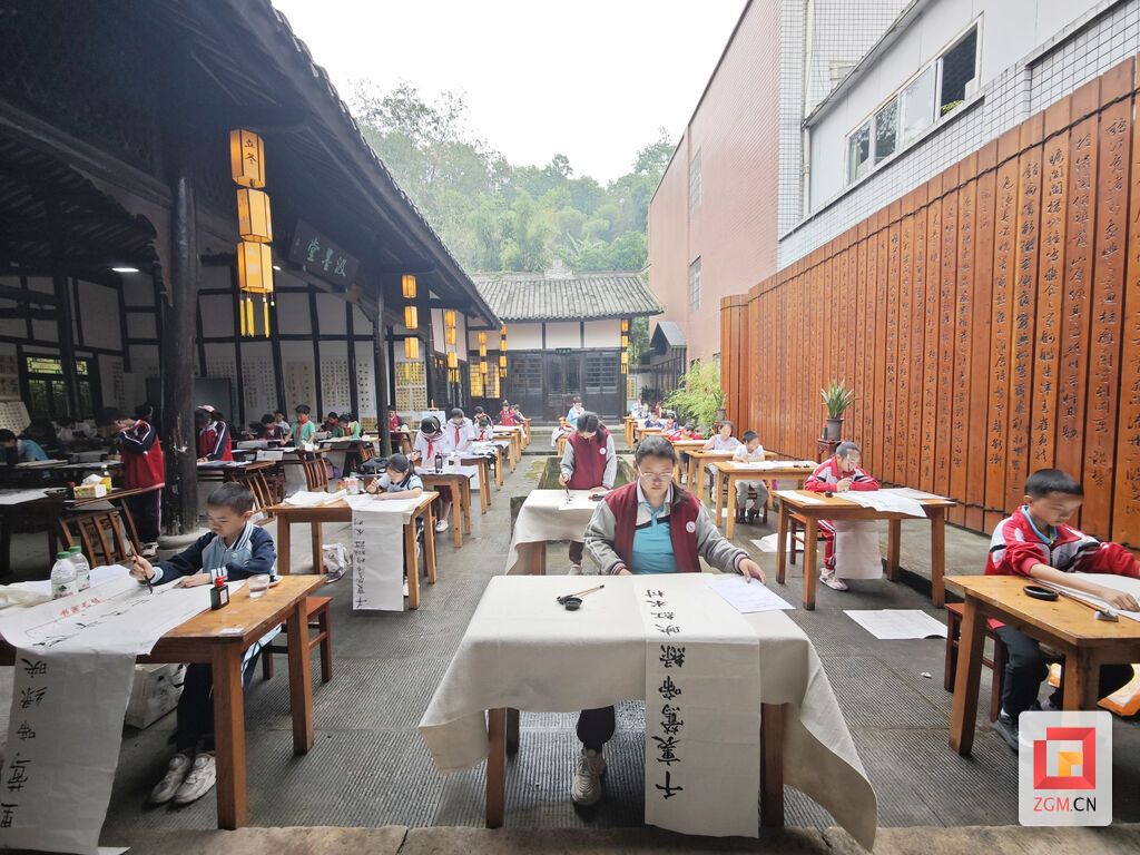 比赛现场 记者 罗祥瑞 摄.jpg