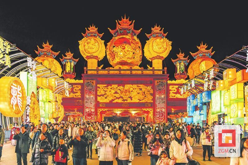 一季度，中華彩燈大世界接待游客逾122萬(wàn)人次 市城投集團(tuán)公司供圖.jpg