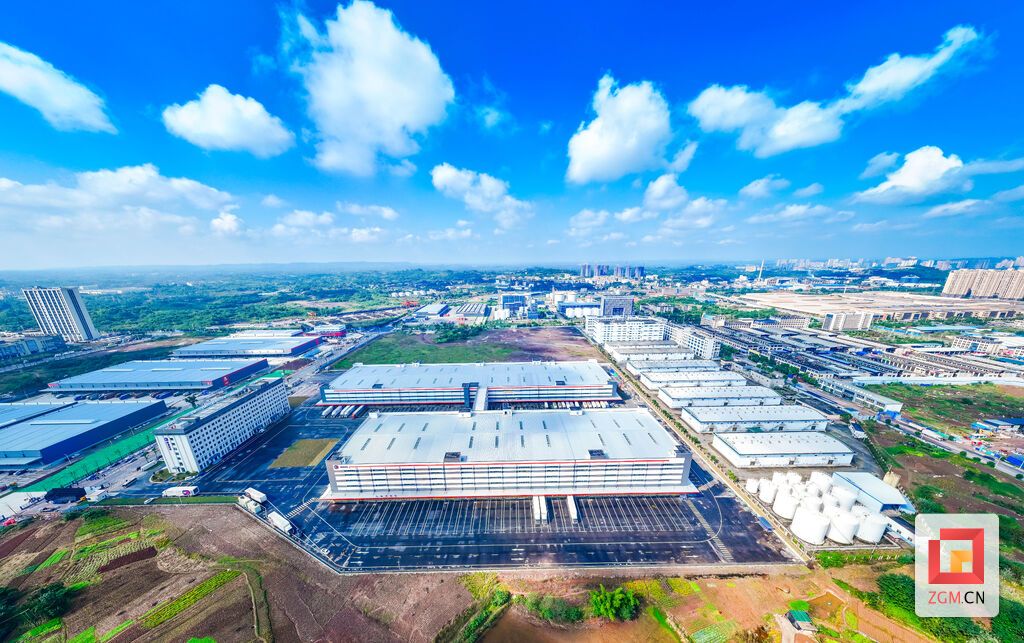 圆通速递四川(自贡)智创园、蜀物自贡冷链物流园航拍,现代化物流枢纽跃然眼前 记者 宋姿熠 摄.jpg