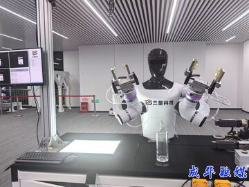 凭借“长了眼睛、有大脑、会双手配合”，成都造“智能工友”斩获欧洲首单