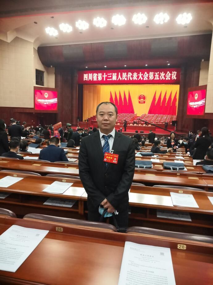 下载.jpg