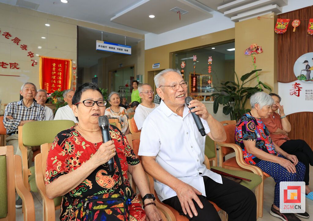 敬老院正在舉行活動 .jpg