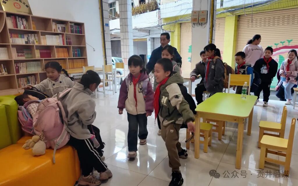 黄才义迎接来儿童.png