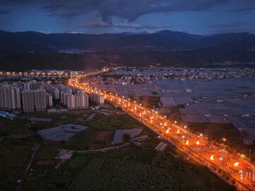 满天星斗落人间 2026年凉山彝族火把节迎来火把狂欢