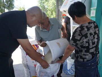 十六村“联姻”结“强村” “一粒米”里的增收账本