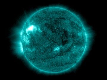 今明两天或有较强地磁活动，这些地区有机会出现极光→