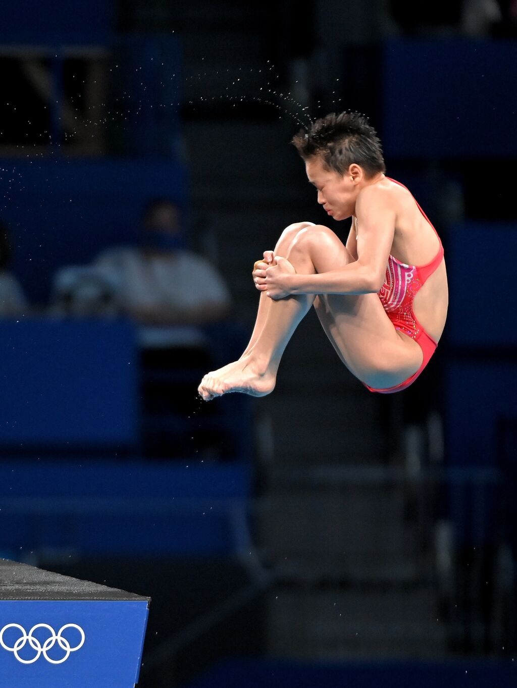 全红婵在比赛中。王霞光摄