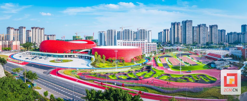 西南自行车运动中心红韵建筑惊艳全城,专业赛道+休闲骑行区同步上线 记者 宋姿熠 摄 (2).jpg