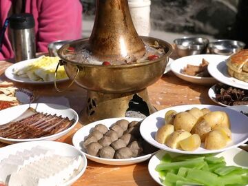 非遗盛宴+彩林美景！从银幕到村寨，这场“朝九晚武”之约不容错过→