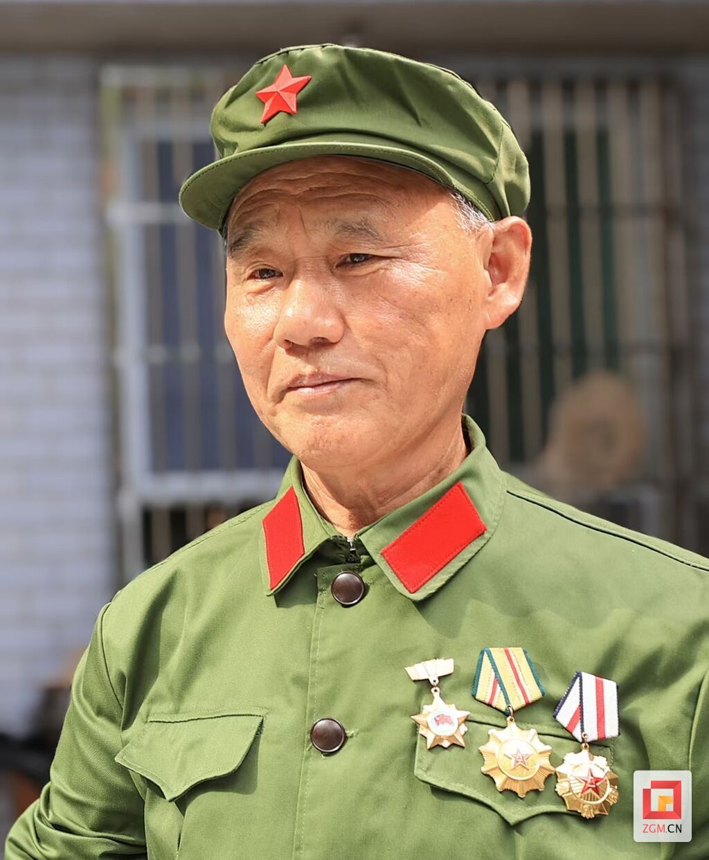戰(zhàn)斗英雄張進(jìn)城.jpg