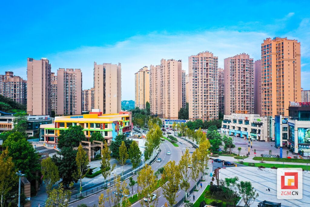 小區(qū)周邊配套設(shè)施齊全居民生活很便利.jpg