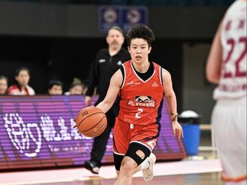 四川女篮获首届女篮俱乐部杯亚军