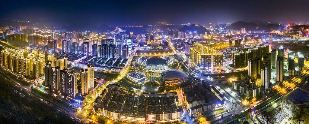 兴义市城市新貌。兴义市融媒体中心记者 张霆 摄
