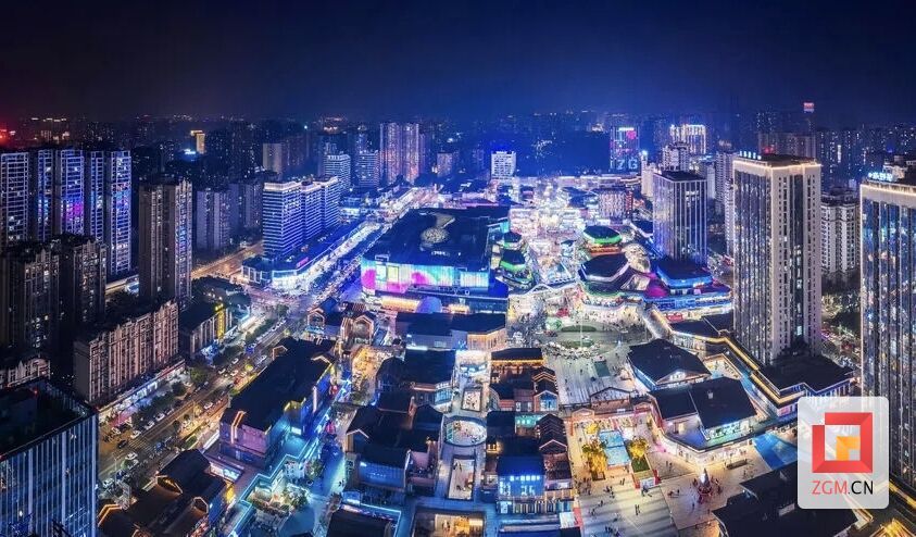 璀璨灯光勾勒出商圈轮廓 宋姿熠 摄.jpg