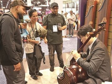 中国企业亮相美国乐器展