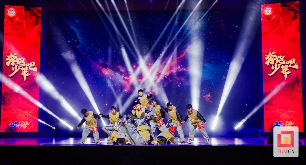 妙趣横生 记者 宋姿熠 摄.jpg