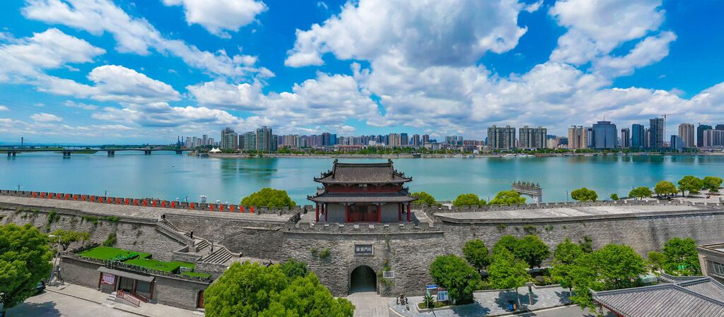 襄阳古城。图片由襄阳日报社提供