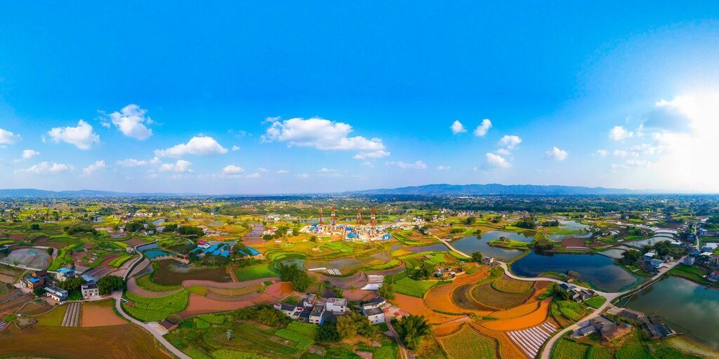 川南页岩气泸203H6平台。