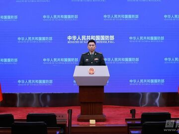 国防部：日方窥视滋扰中方正当行动暴露受迫害妄想症
