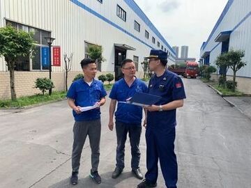 那束花菜和51项专利——记全国优秀党务工作者、雅安经开区消防救援大队党委书记朱曾华