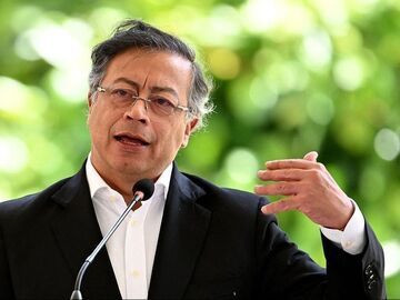 哥伦比亚总统宣布恢复与委内瑞拉民用航空服务