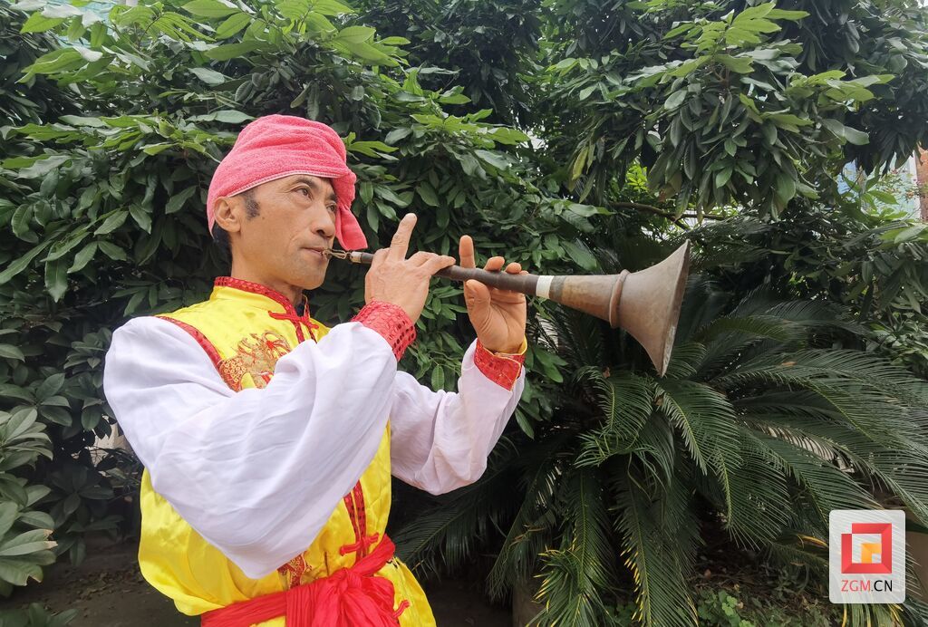 童寺嗩吶第四代傳人賴忠成.jpg