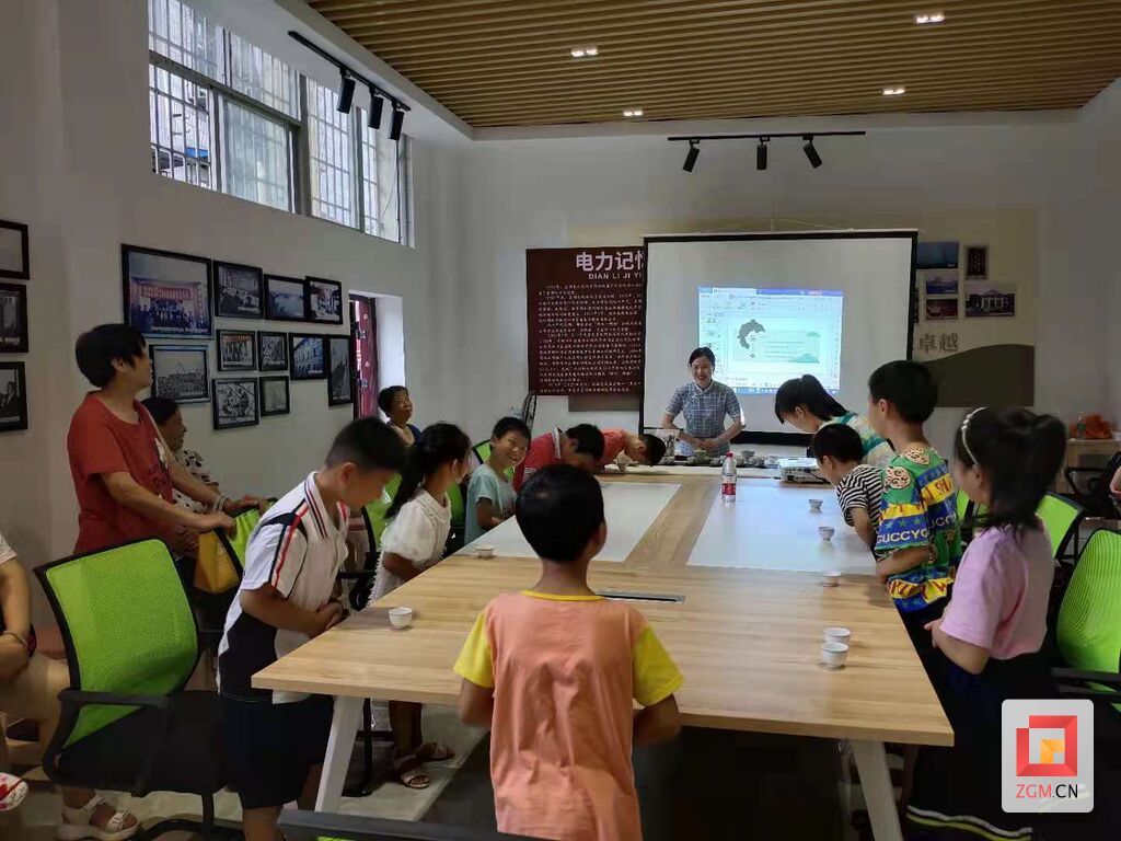 4.电力微空间茶艺活动.jpg